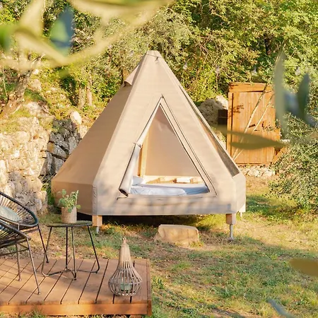 Tipi Lüks kamp alanı Chiusanico